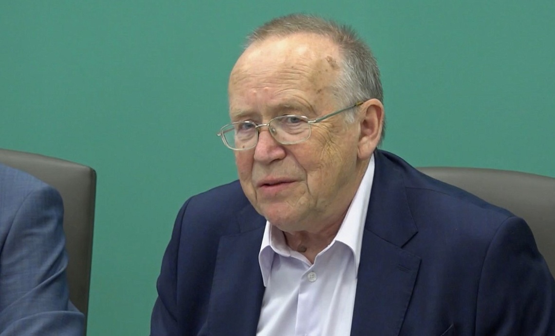 Юрий Вяземский посетил Пензу в рамках финала интеллектуальной игры «Умники и умницы Сурского края»